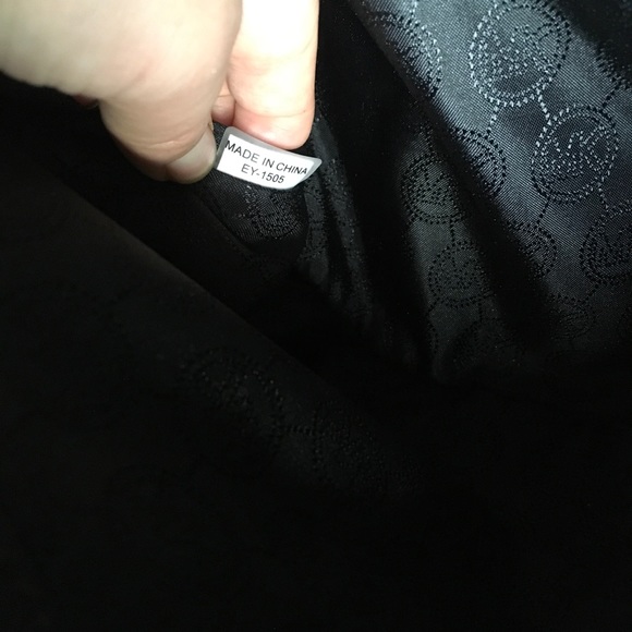 NWT Michael Kors Jet Set Travel Medium Leather EW Tote in Black - Picture 11 of 13